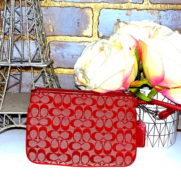 Vintage New Coach Red Signature Logo Leather & Canvas Wristlet with Duster Bag. - Picture 7 of 13